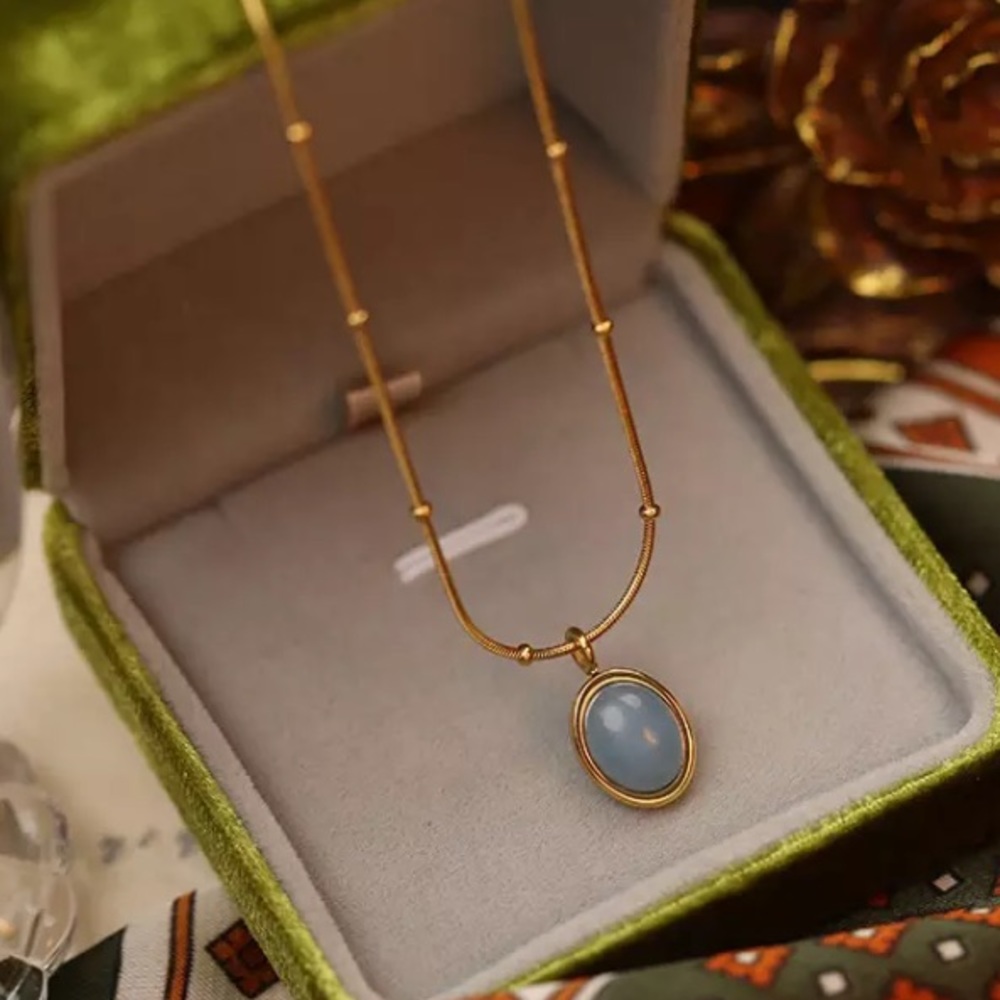 Oval gemstone 💎 necklace - Picture 7 of 8